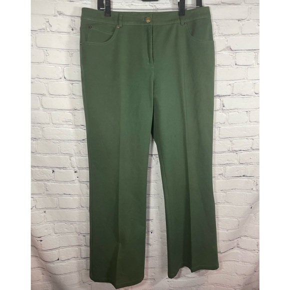 St.John Sports Pants - Picture 1 of 9
